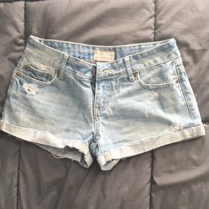 Aeropostale light wash jean shorts